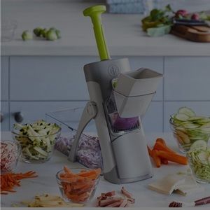 NEW.  Pampered Chef Rapid Prep Mandoline
